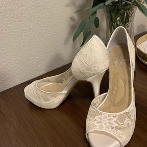 Angela Nuran wedding shoes